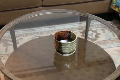 Banded cup. Straight-sided cup in dark and green bands.