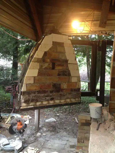 Door detail. Firebrick and insulation in the finished door.
